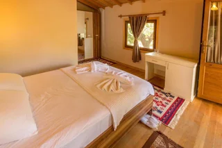 Чиралы: Secret Garden Bungalows & Tent Hotel