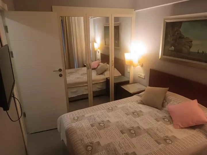 Акьяка: Summer Otel