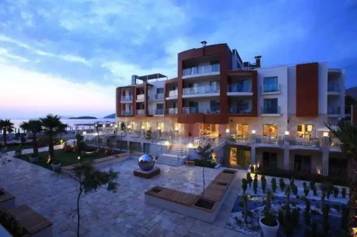 Тургутрейс: Sundance Residence