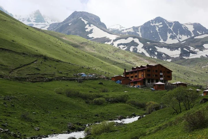 Узунгёль: Yedigoller Hotel & Restaurant