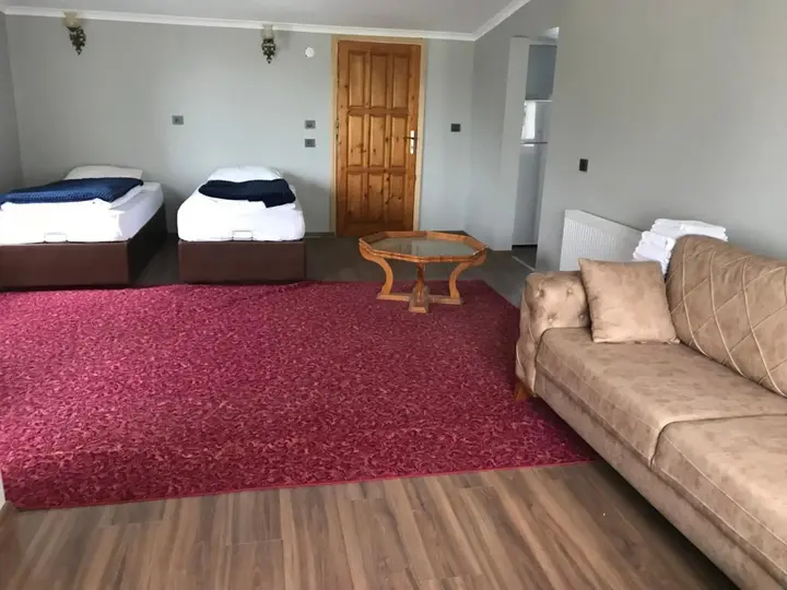 Узунгёль: Yedigoller Hotel & Restaurant
