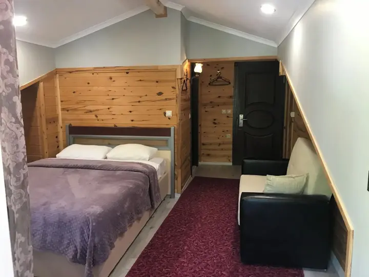 Узунгёль: Yedigoller Hotel & Restaurant