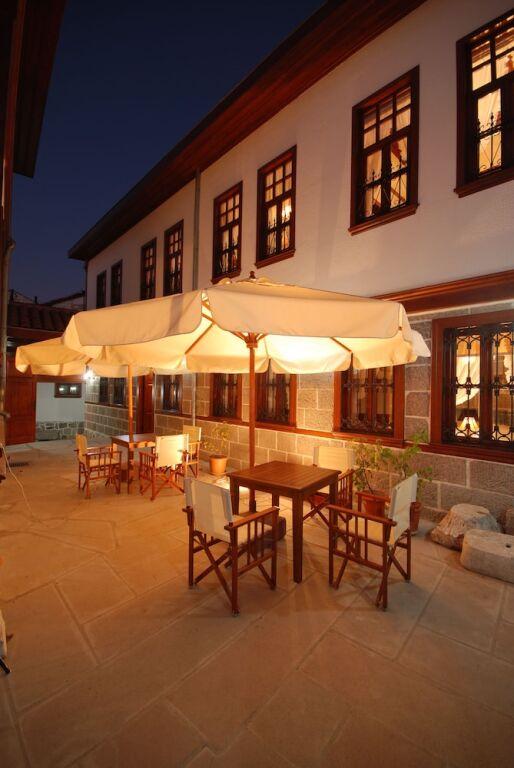 Анкара: And Hotel