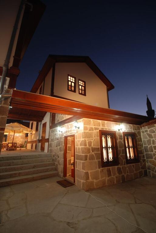 Анкара: And Hotel