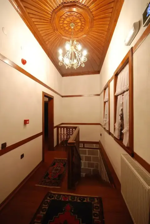 Анкара: And Hotel