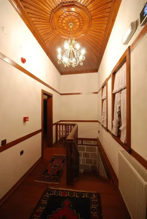 Анкара: And Hotel