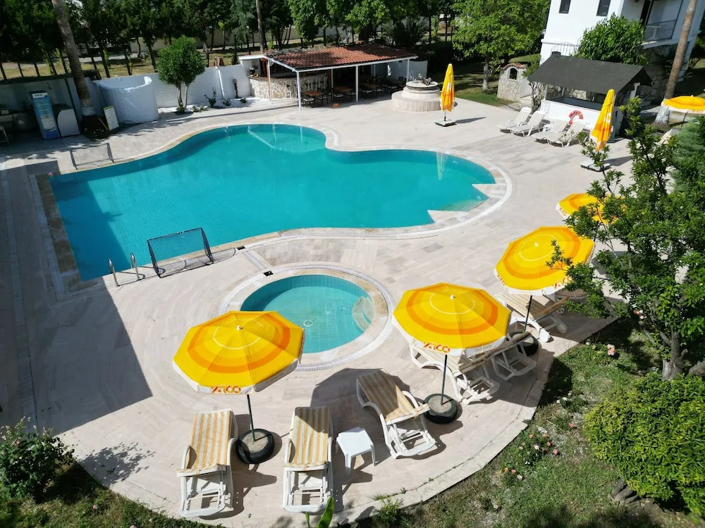 Дальян: Club Mel Holiday Resort