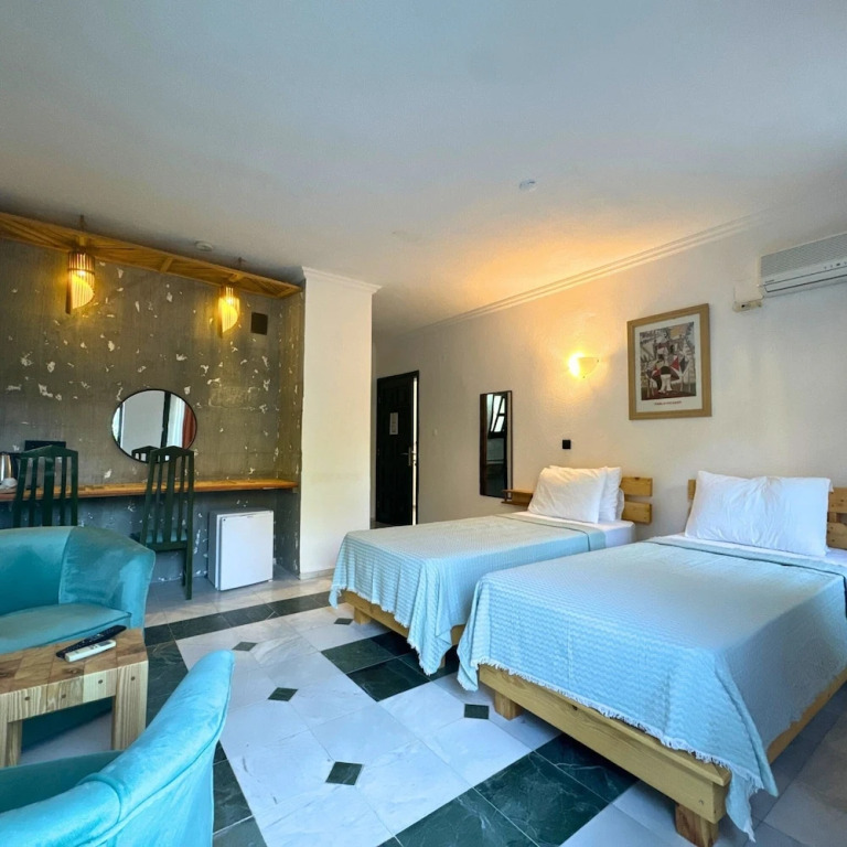 Дальян: Club Mel Holiday Resort