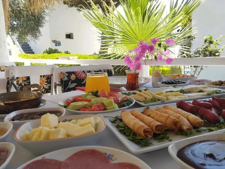 Гюмюшлюк: Misket Hotel