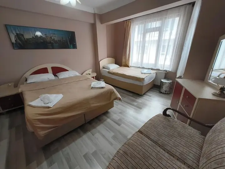 Эдирне: Taç Home
