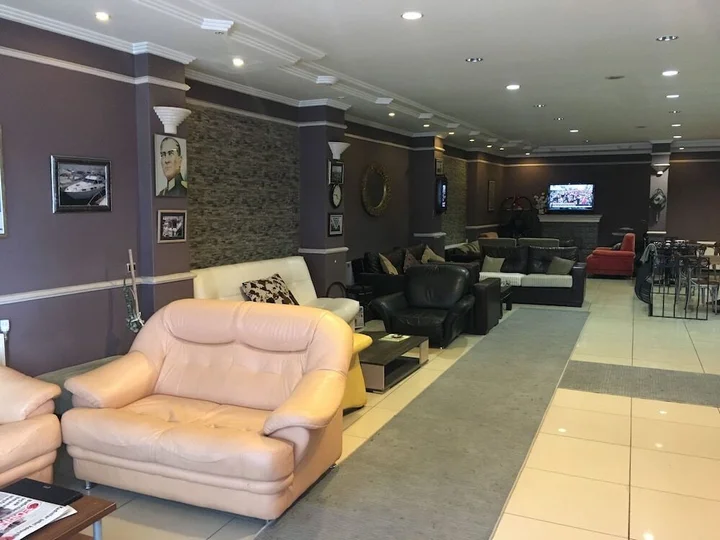 Эдирне: Taç Home