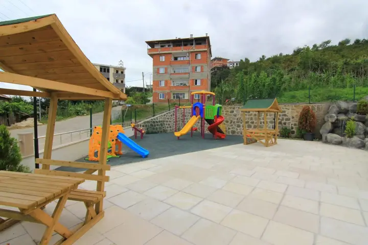 Йомра: Royal Life Residence