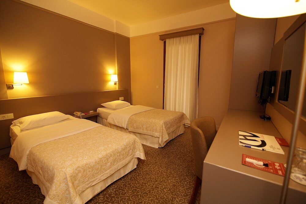Кайели: Grand Cavusoglu Hotel