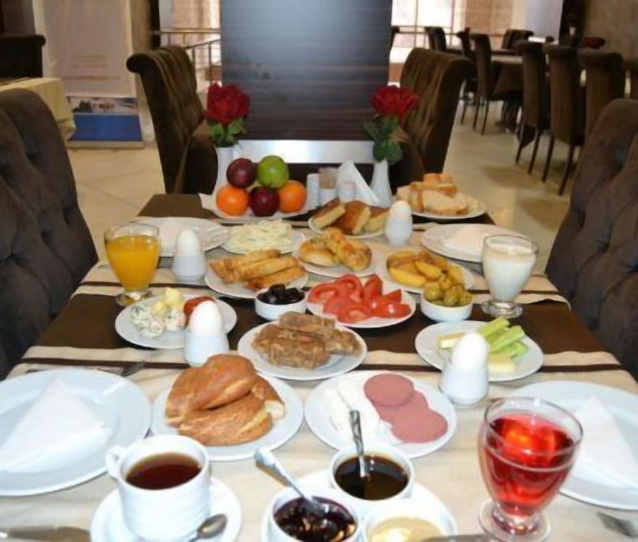 Сарыкамыш: Sehr-i Beyza Hotel