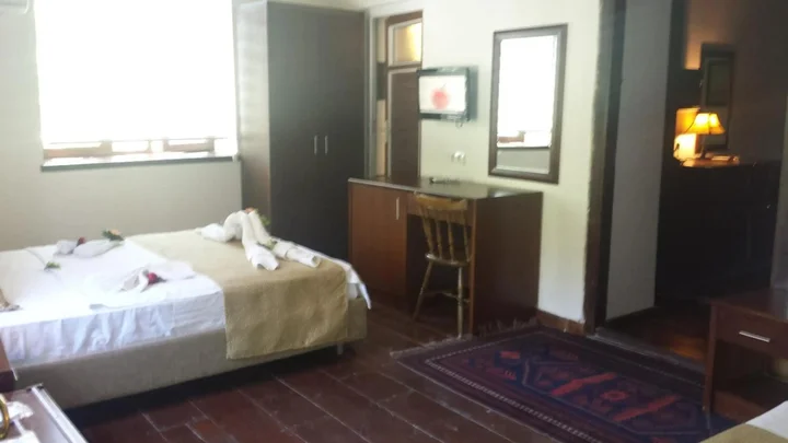 Анталья: Ozkavak Hotel Kaleici