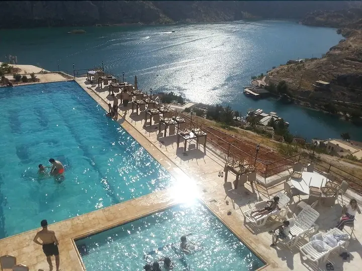 Халфети: Sitamrat Otel