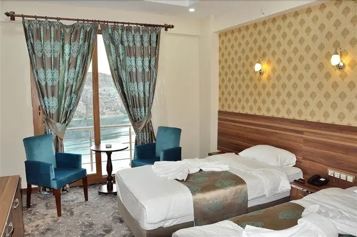 Халфети: Sitamrat Otel