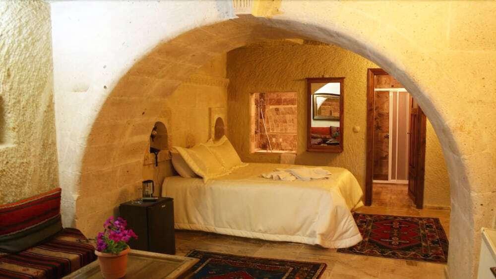 Мустафапаша: Akyol Hotel