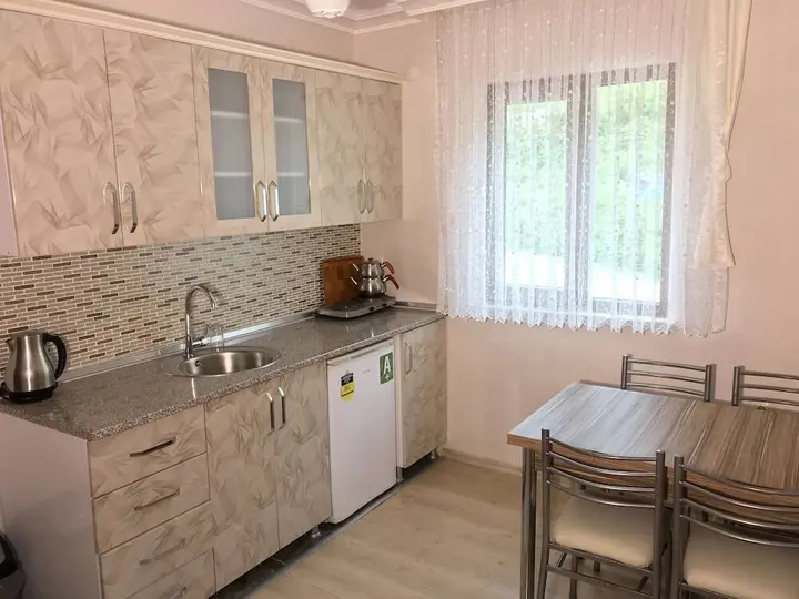 Узунгёль: Özen Villa Apart