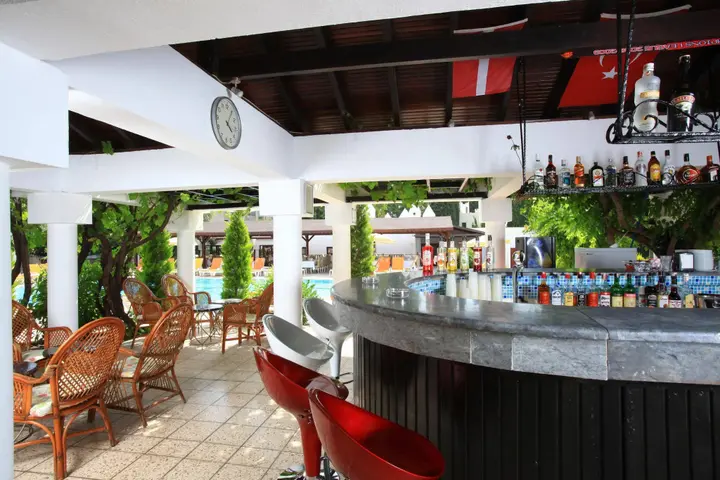 Битез: Natur Garden Hotel