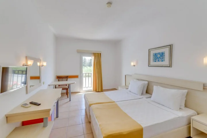 Битез: Natur Garden Hotel
