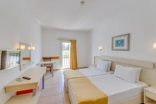 Битез: Natur Garden Hotel