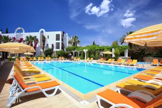 Битез: Natur Garden Hotel