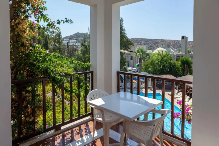 Битез: Natur Garden Hotel