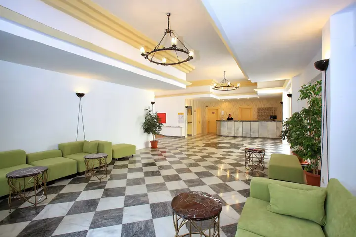 Битез: Natur Garden Hotel