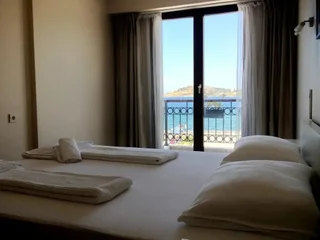Helvaci: Nemrut Bay Otel