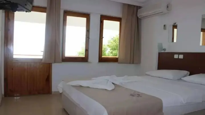 Мармара: Tuana Hotel
