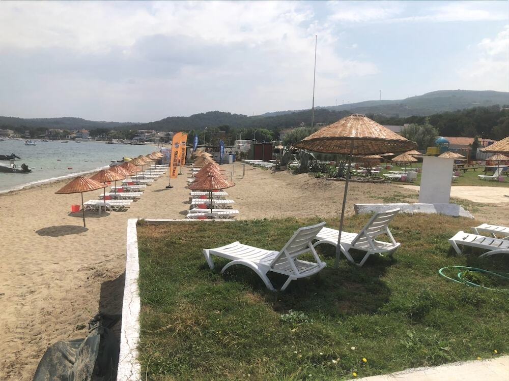 Гузеляли: Mola Camping