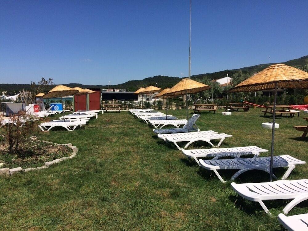Гузеляли: Mola Camping