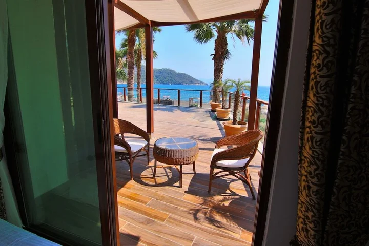 Кумлюбюк: Ekincik Beach Hotel