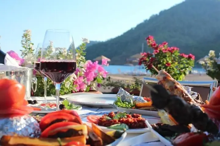 Кумлюбюк: Ekincik Beach Hotel
