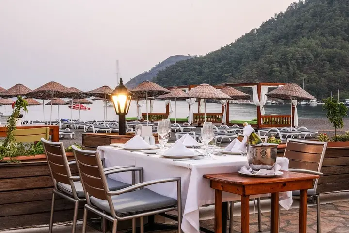 Кумлюбюк: Ekincik Beach Hotel