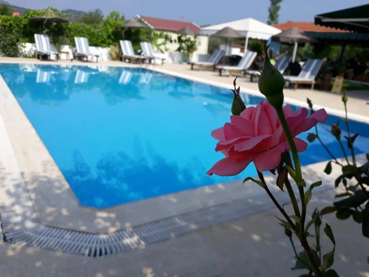 Орхание: Erol Motel