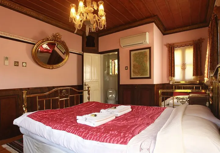 Шириндже: Hotel Sirince Evleri