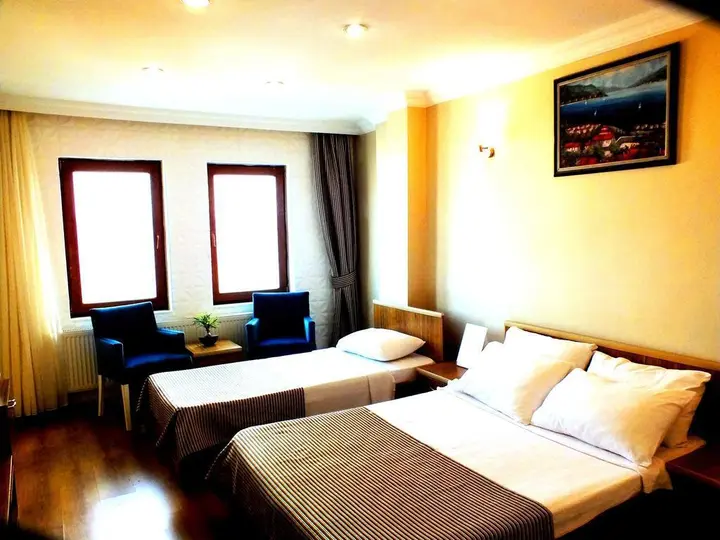 Эджеабат: Ece Hotel