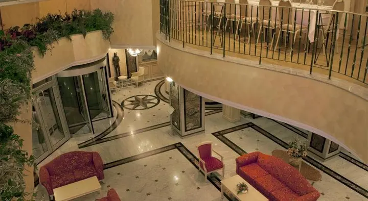 Мака: Hotel Buyuk Sumela