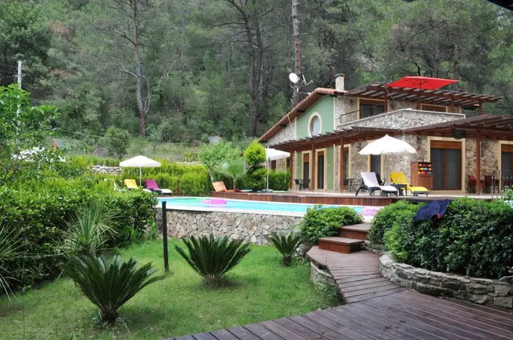 Кумлуджа: Zumrut Cirali Butik Otel