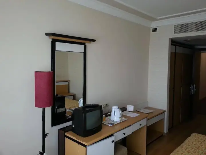 Измир: Dokuz Eylul Hotel
