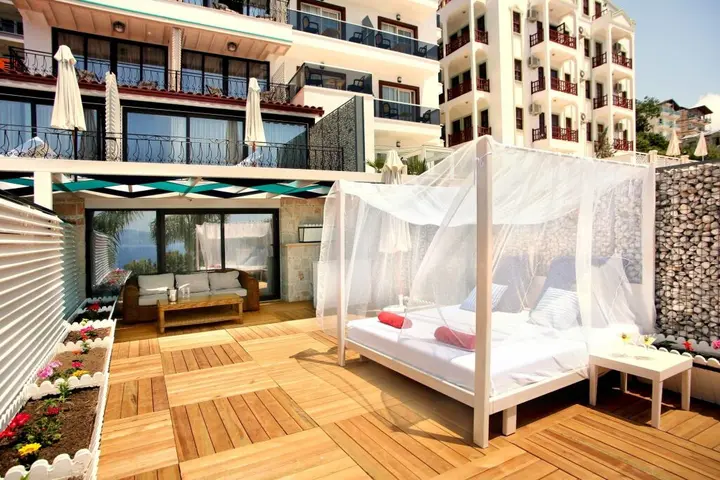Каш: Nur Beach Hotel