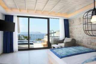 Каш: Nur Beach Hotel