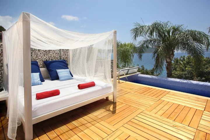 Каш: Nur Beach Hotel
