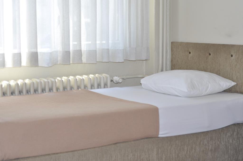 Измит: Otel Sinal