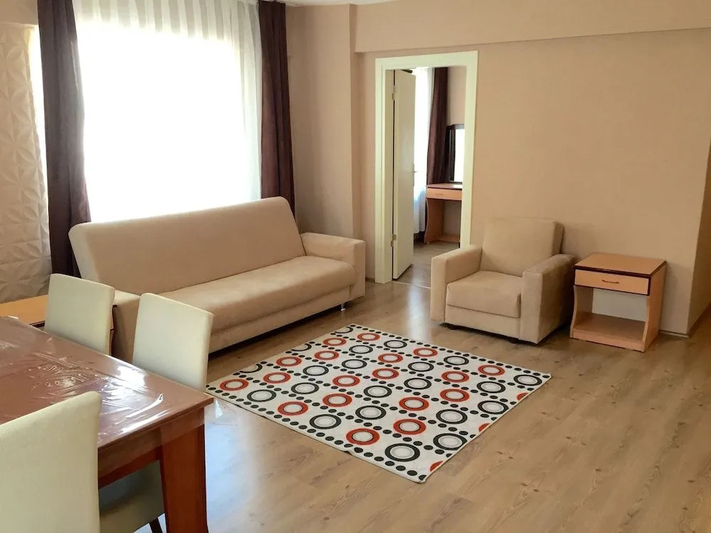 Корлу: Elit Apartments