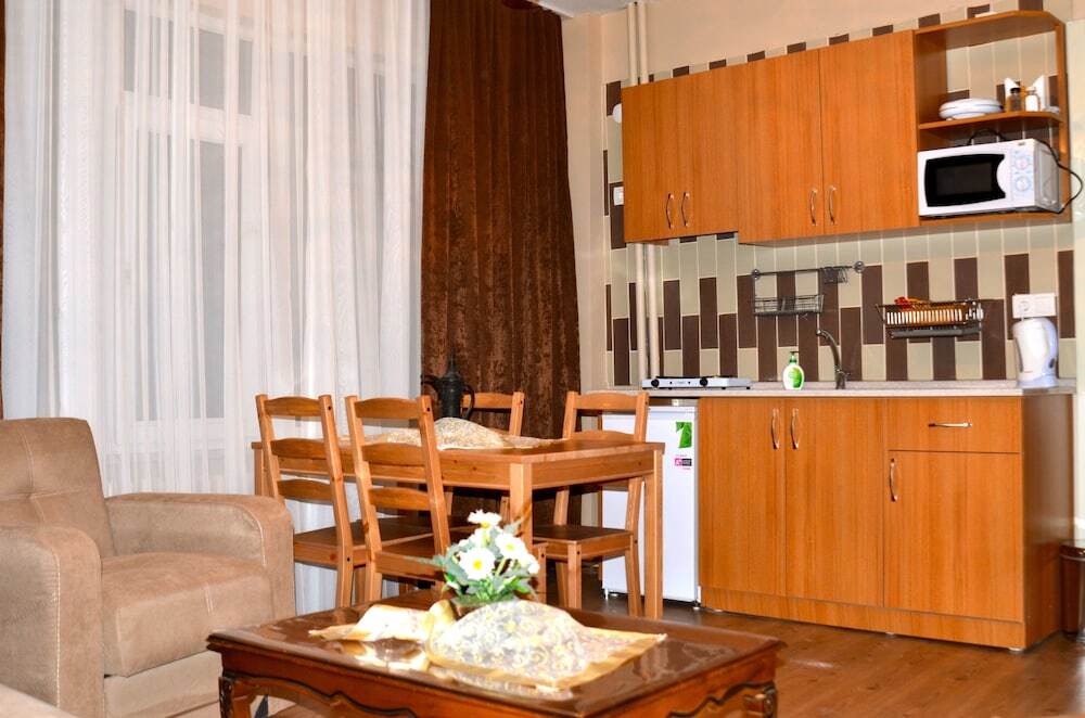 Корлу: Elit Apartments