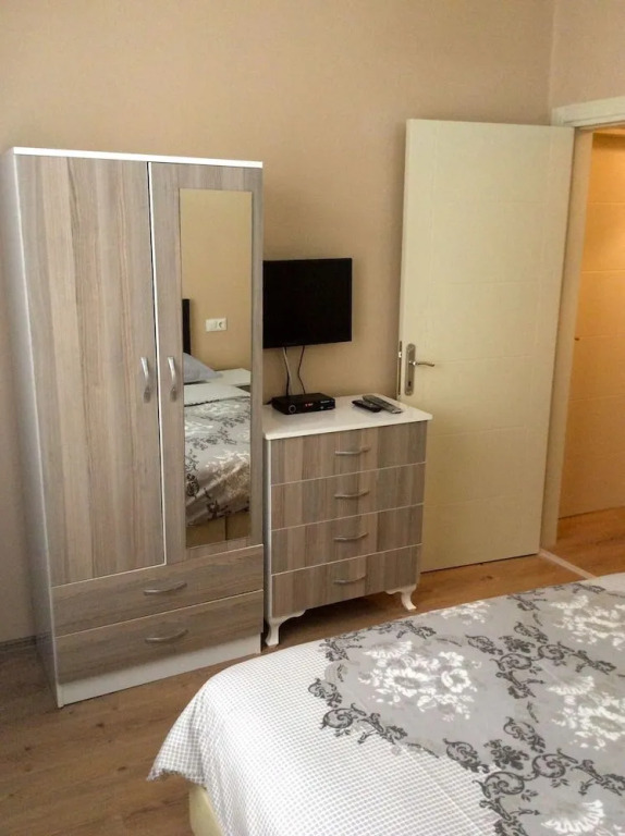 Корлу: Elit Apartments
