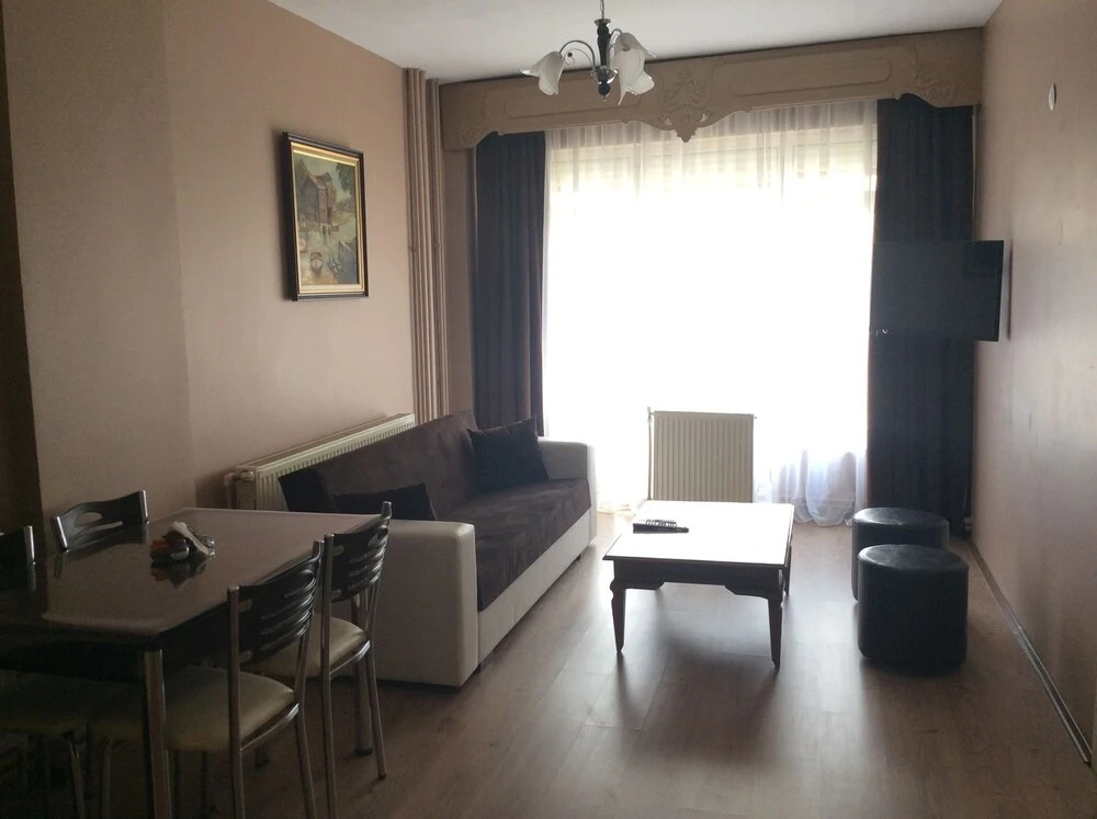 Корлу: Elit Apartments